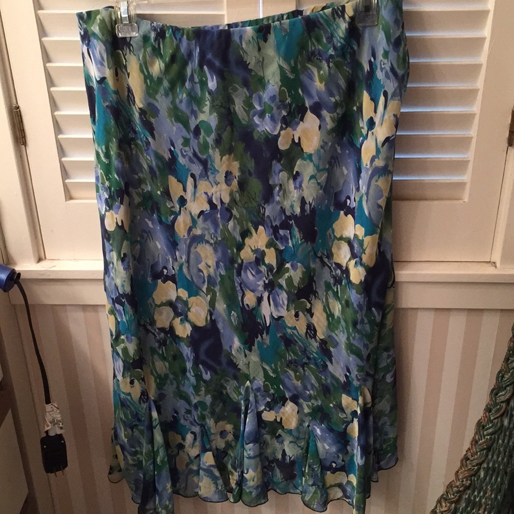 dressbarn floral blue green & cream skirt